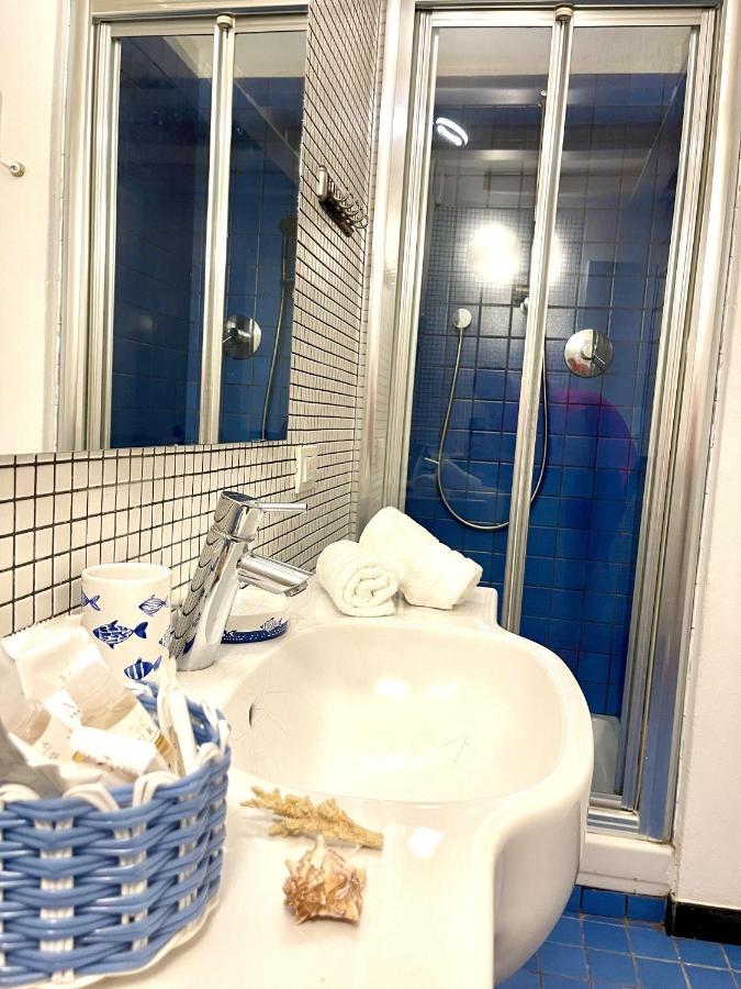 Apartamento Cozy Loft Marina View Savona Exterior foto