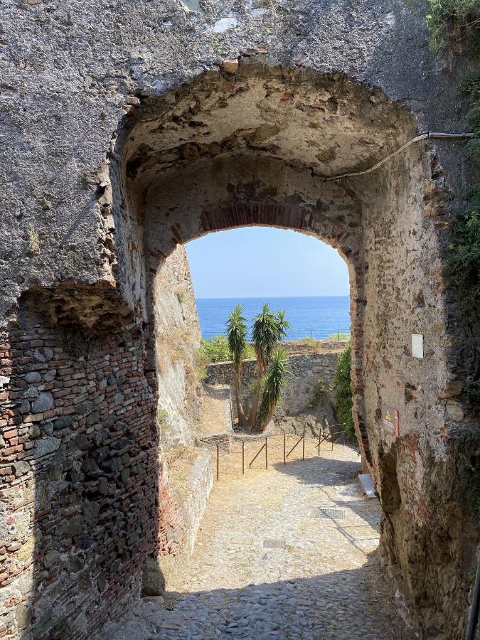 Apartamento Cozy Loft Marina View Savona Exterior foto