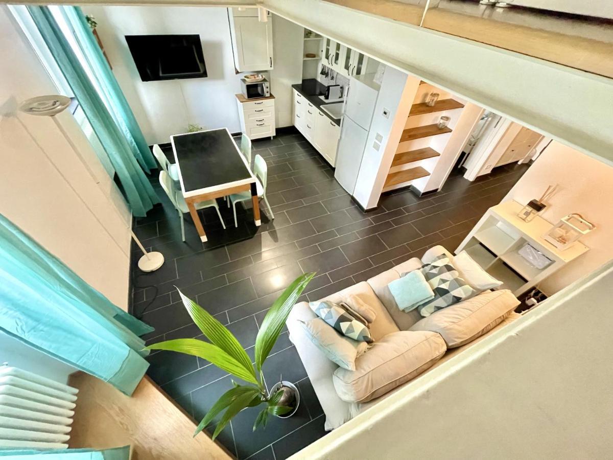 Apartamento Cozy Loft Marina View Savona Exterior foto